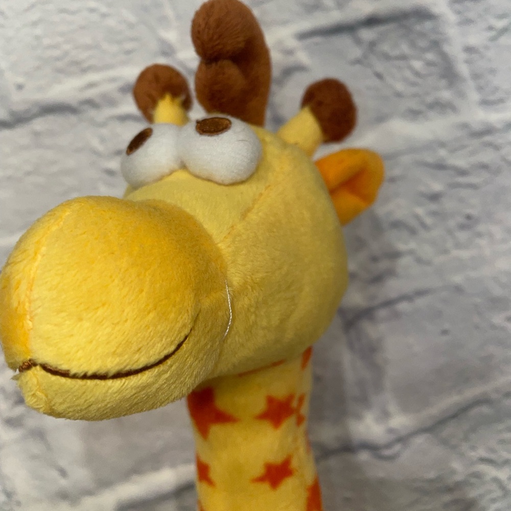 ToysRUs Geoffrey the giraffe plush classic toy Toys’R’Us